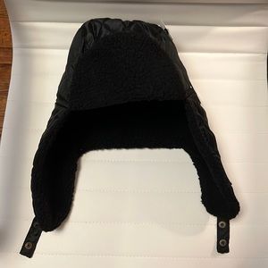 Boys hat by weatherproof size small